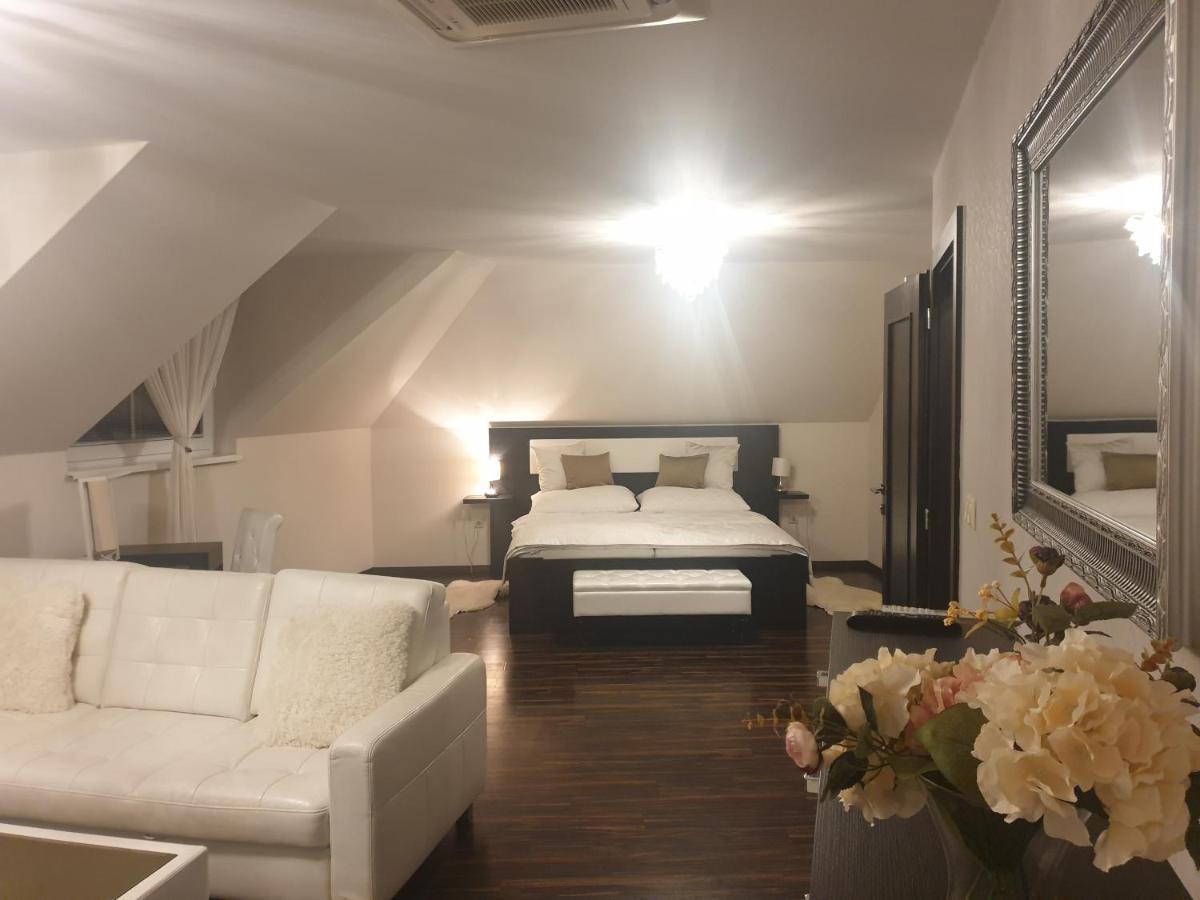 U Durkovych Guest House Zabokreky Nad Nitrou Exterior foto